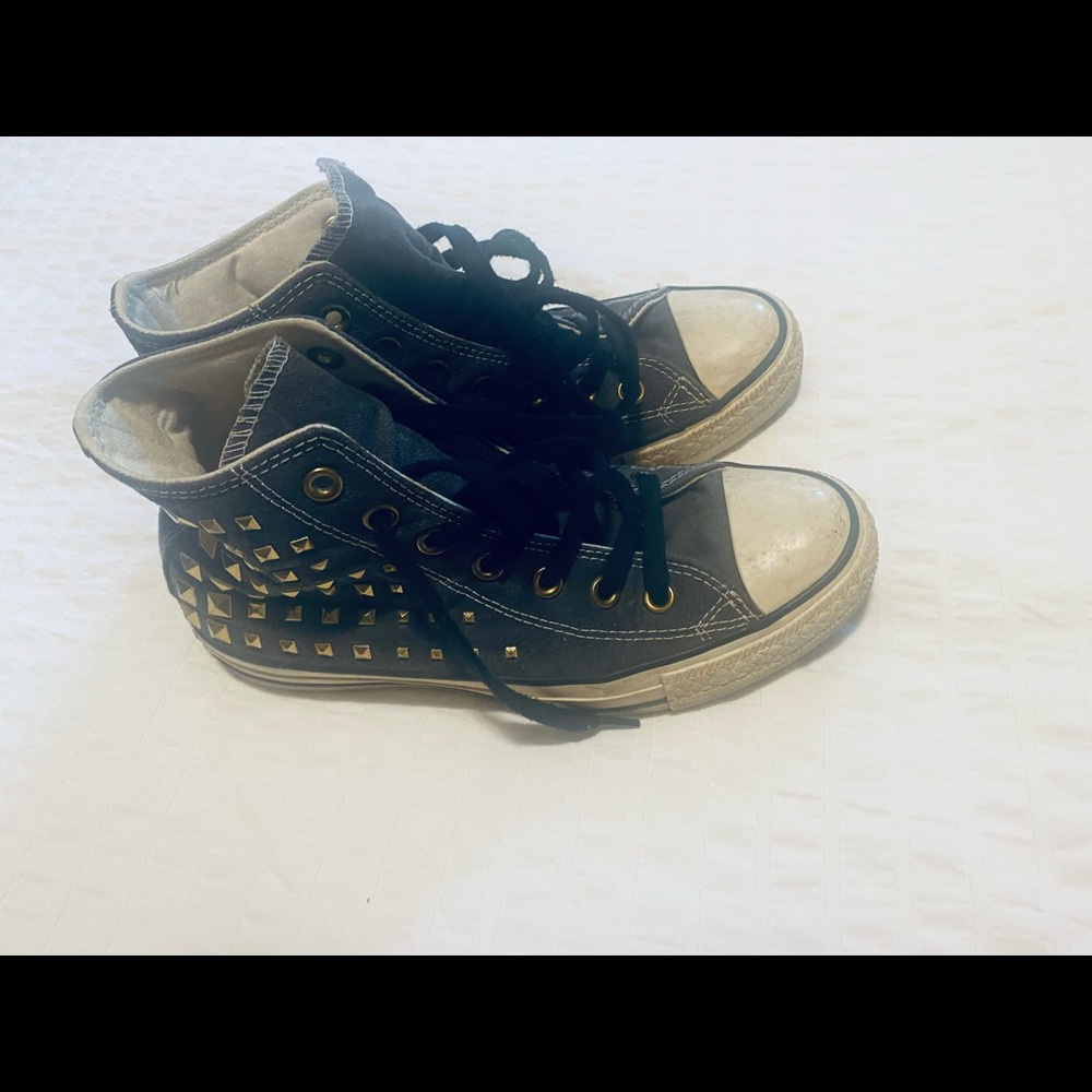Converse hightops with gold studs
